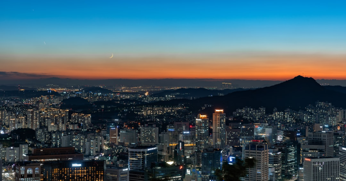 서울 집값 48주 연속 상승, 30대 생애 첫 집 구매 급증