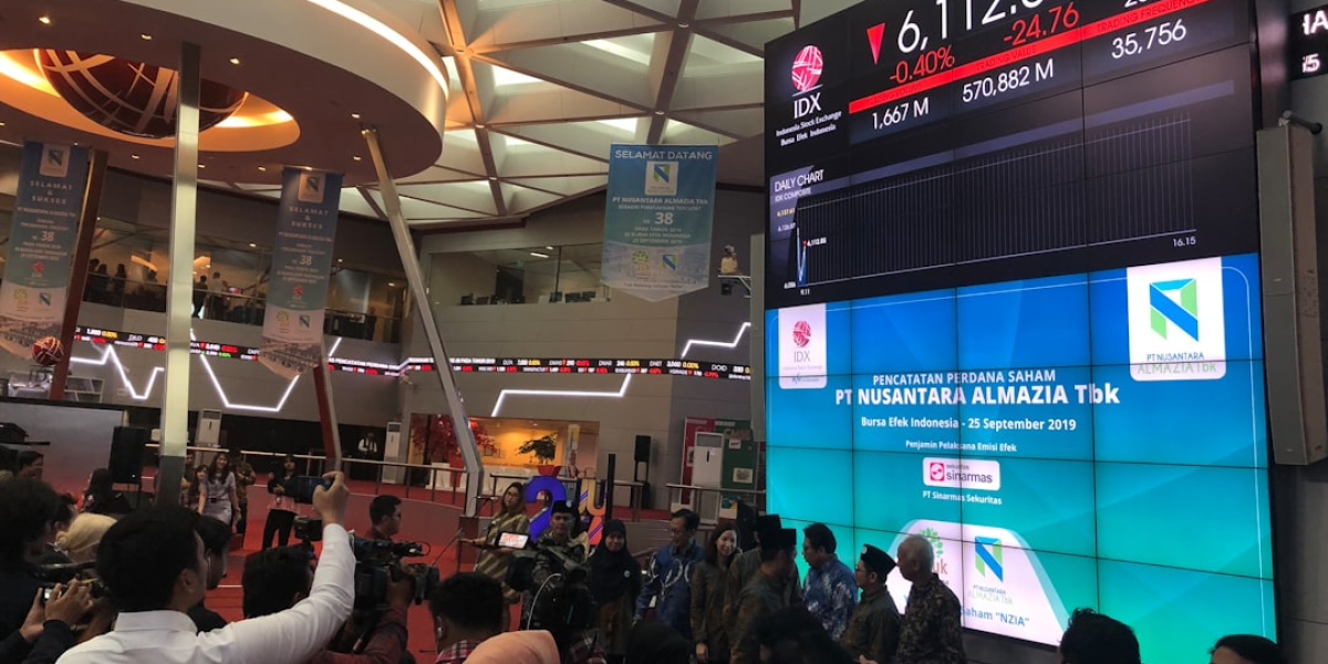 김건희 여사 구속…수사 기간 ‘바람 잘 날 없는’